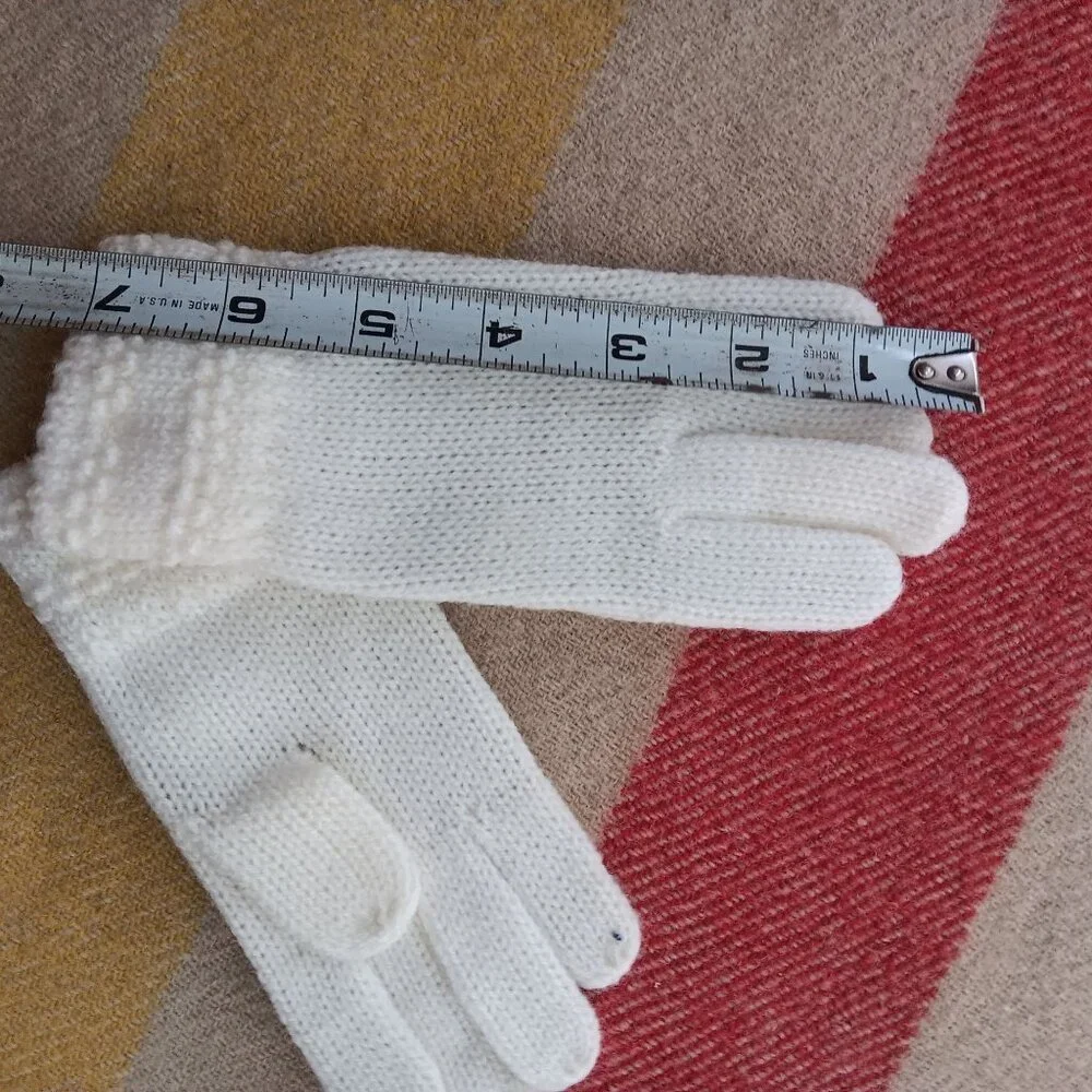 New Vintage Girls Blue Cable Knit Gloves Fits 3-7 Yrs Winter Warm Acrylic White